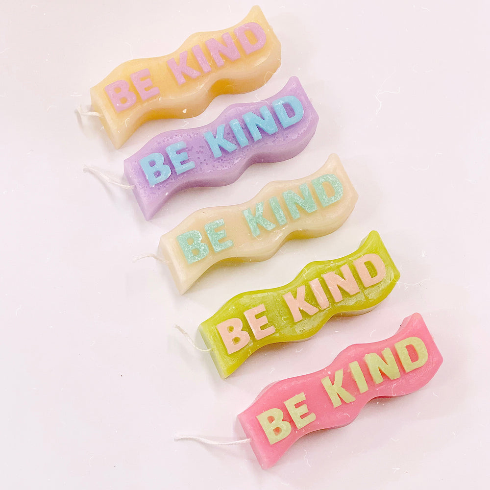 HAPPEE Be Kind Candle