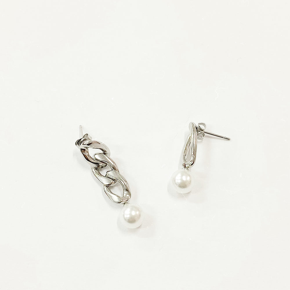 Pearl Silver Chain Earrings